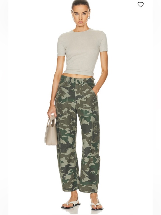 Citizens Of Humanity Pants - Citizens of Humanity Marcelle Low Slung Cargo in Incognito sz. 28